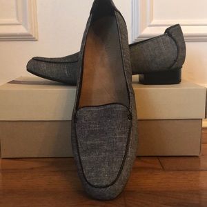Brand New Clarks Heels, size 10